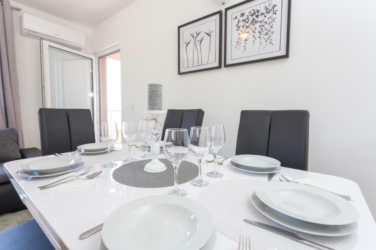 Apartments Dora Makarska Dış mekan fotoğraf