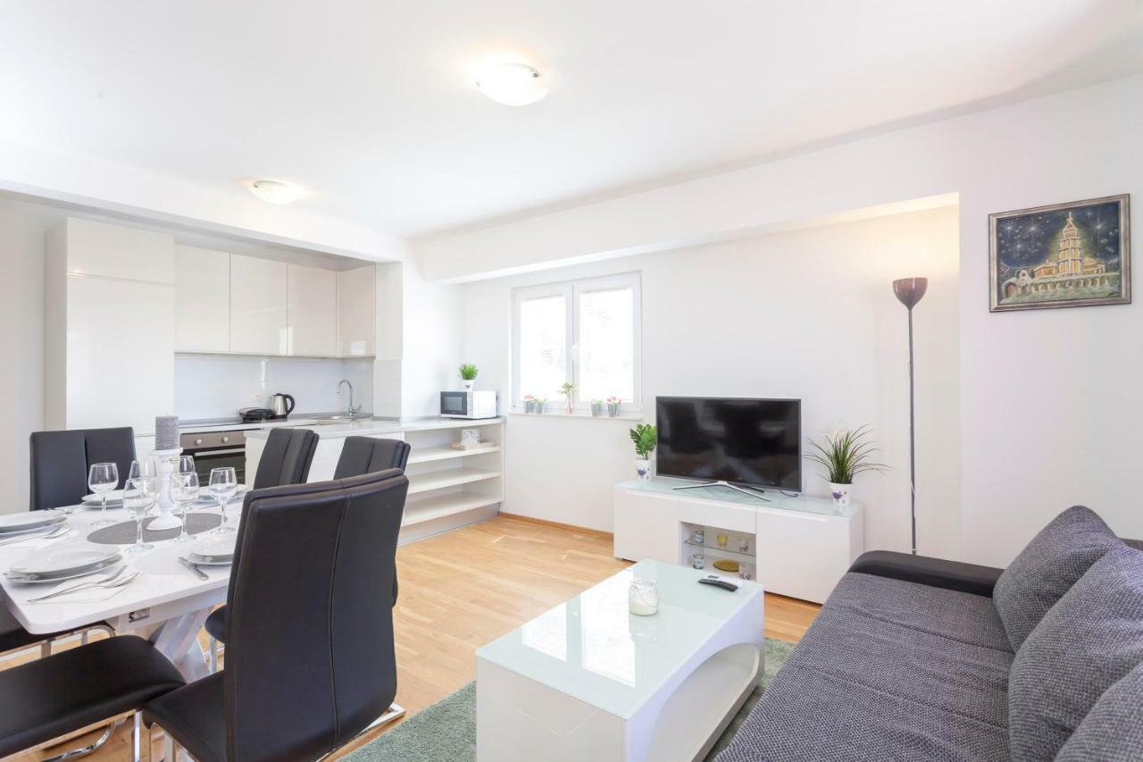 Apartments Dora Makarska Dış mekan fotoğraf